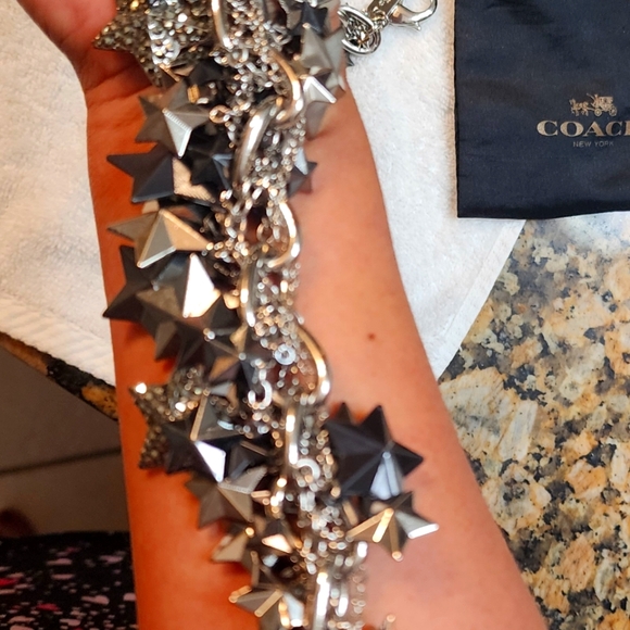 Coach necklace and bracelet - Picture 4 of 6